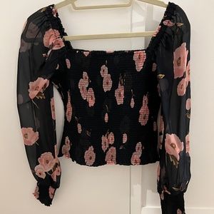 Intermix floral top size XS